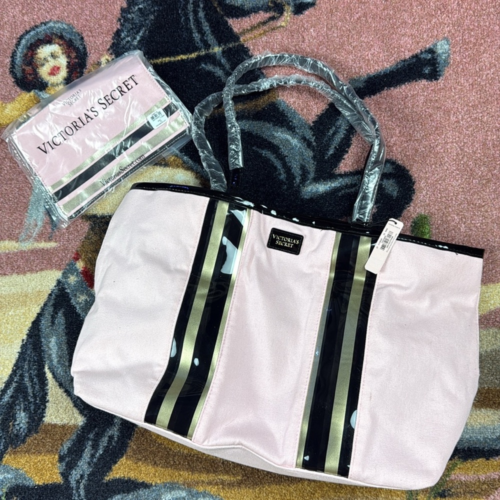 NWT VICTORIA'S SECRET TOTE BAG